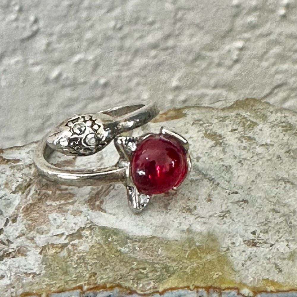 Silver tone Red Cabochon Fox  snake Ring